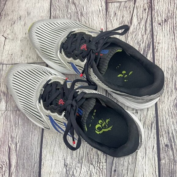 New Balance 890 v6 Women's Size‎ 9.5 White Athletic Running Gym Sneakers Shoes - Picture 10 of 11